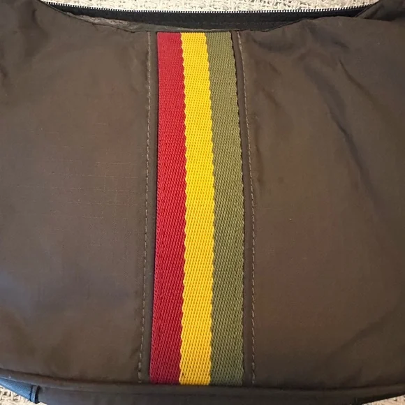 L.A.M.B. 1st Edition Hella Hobo Rasta Bag - Picture 2 of 10